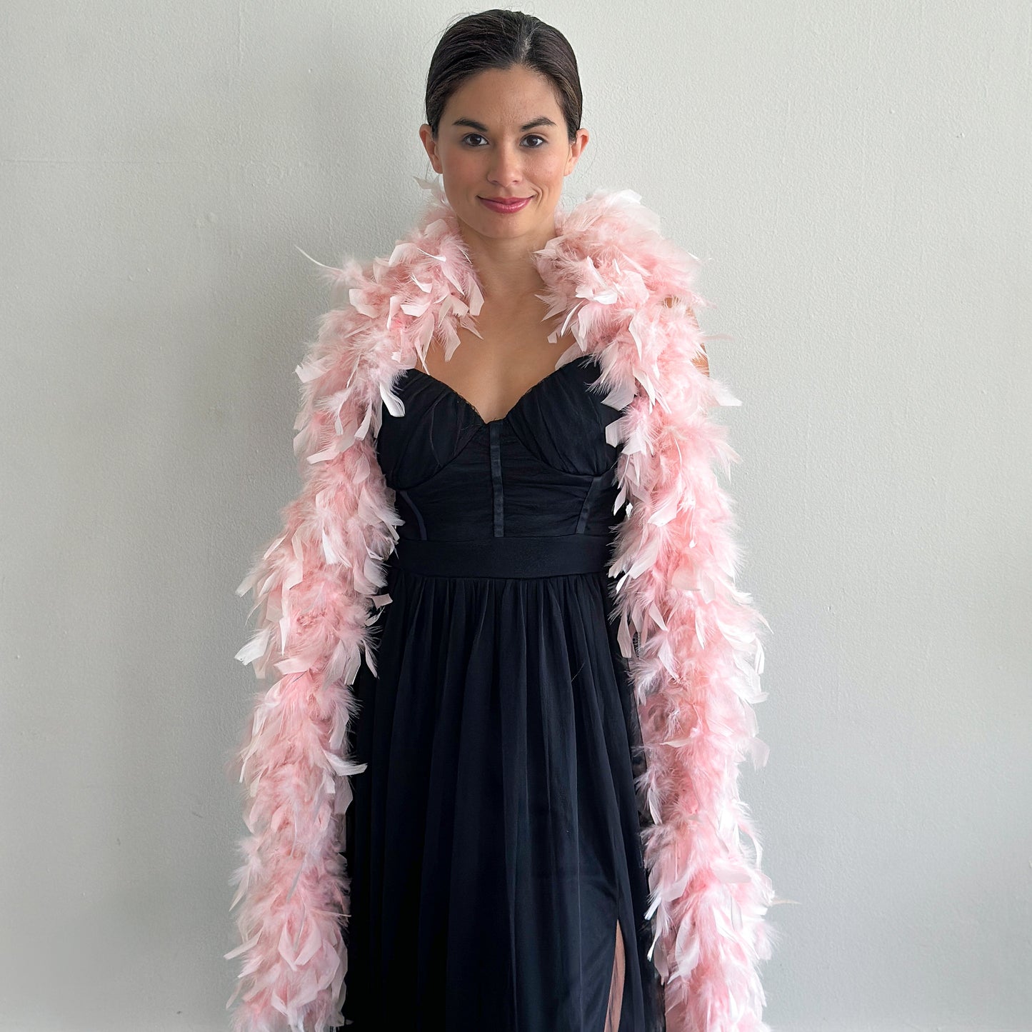 Chandelle Feather Boa - Medium Weight - Champagne
