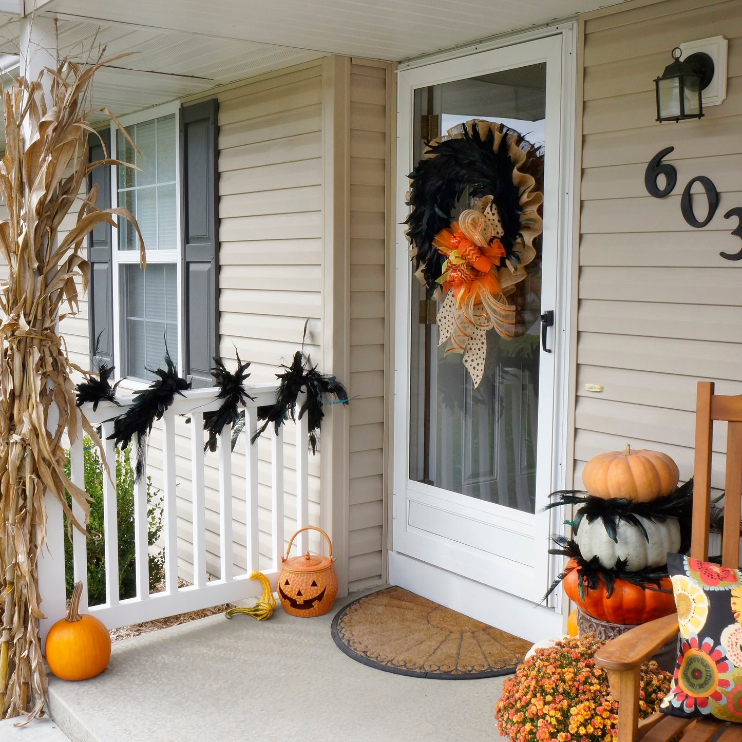 Black Schlappen Feather Wreath