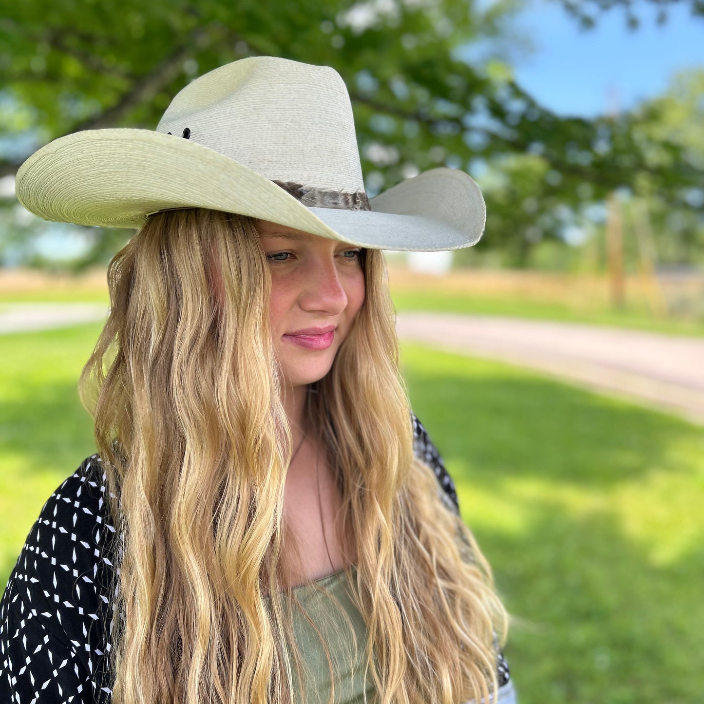 Natural Grey Chinchilla Rooster Feather Hat Band