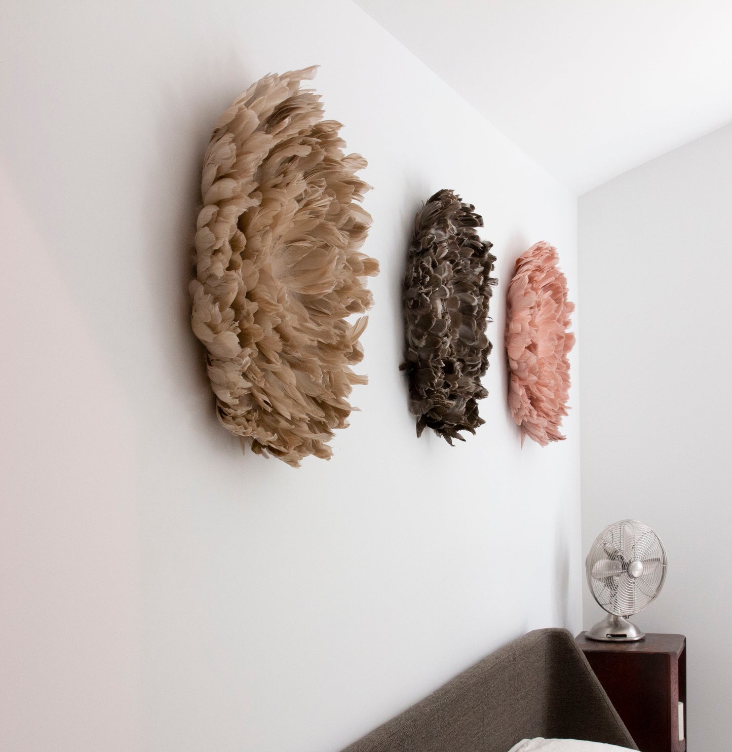 Juju Hat Nagoire Feather Wall Art 16 inch Wood Base   24-26 inch DIA --Beige