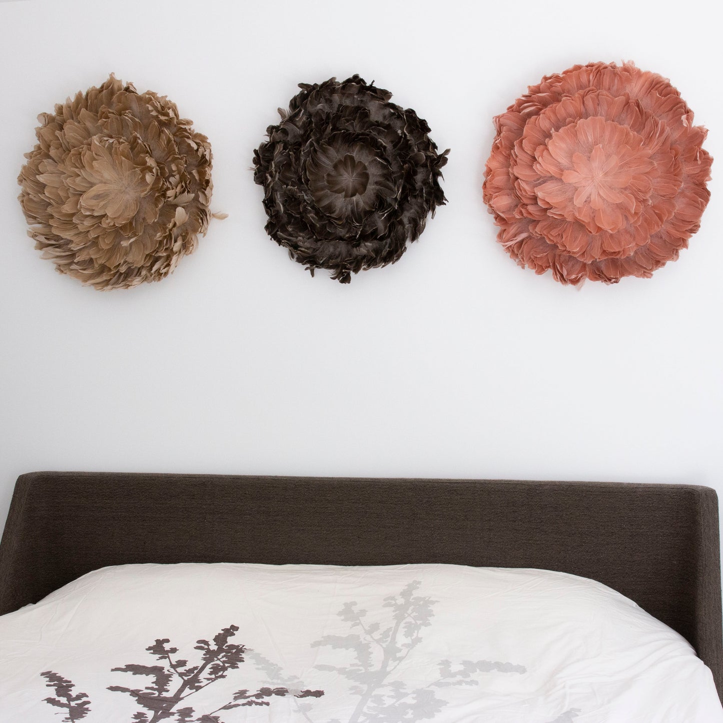 Juju Hat Nagoire Feather Wall Art 16 inch Wood Base   24-26 inch DIA --Beige