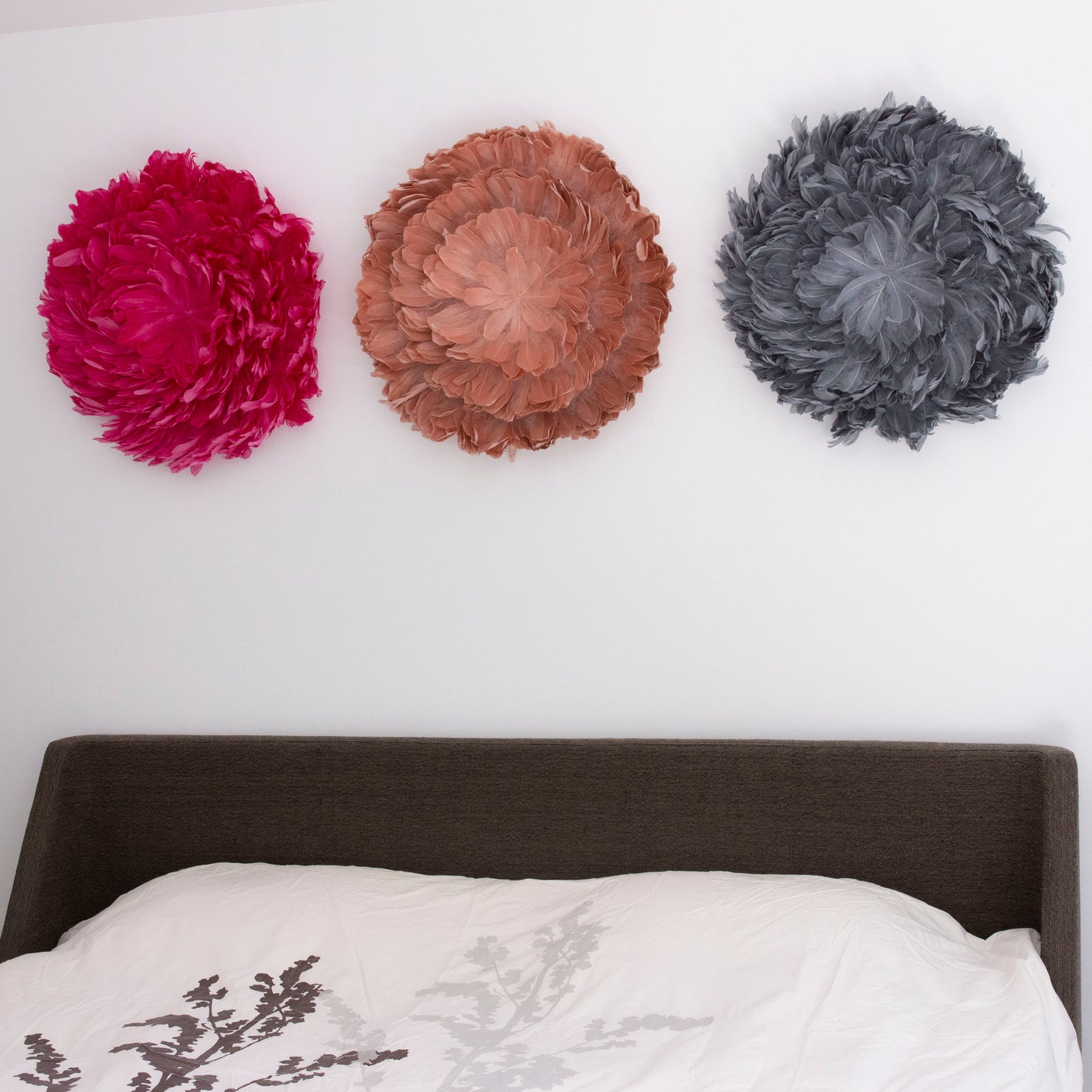 Juju Hat Nagoire Feather Wall Art 16 inch Wood Base   24-26 inch DIA --Silver
