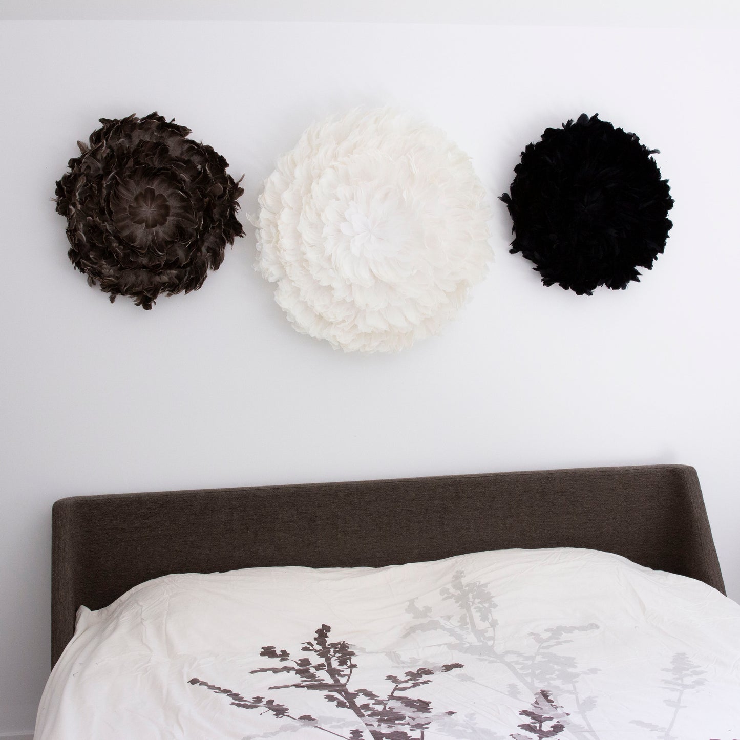 Juju Hat Nagoire Feather Wall Art 16 inch Wood Base   24-26 inch DIA --Black