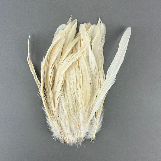 ROOSTER COQUE TAIL FEATHERS BLEACH DYED 7-10” - 25 PC/PKG - Beige