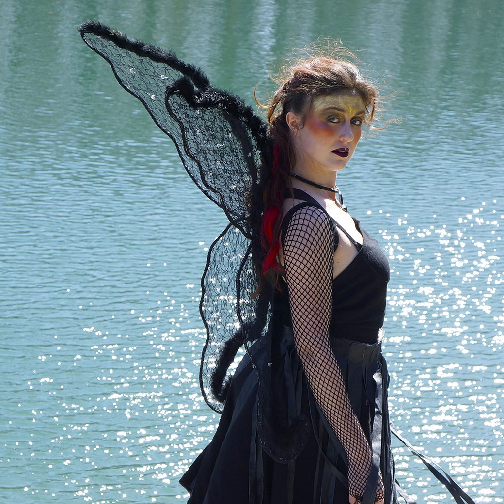 Adult Black Angel Costume Wings | Buy Large Feather Wings – Zucker
