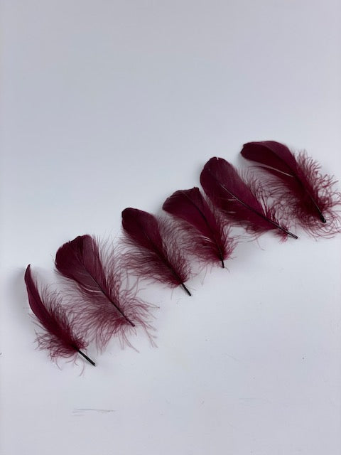 Goose Nagoire Loose 4-6 inch   1/4LB --Burgundy