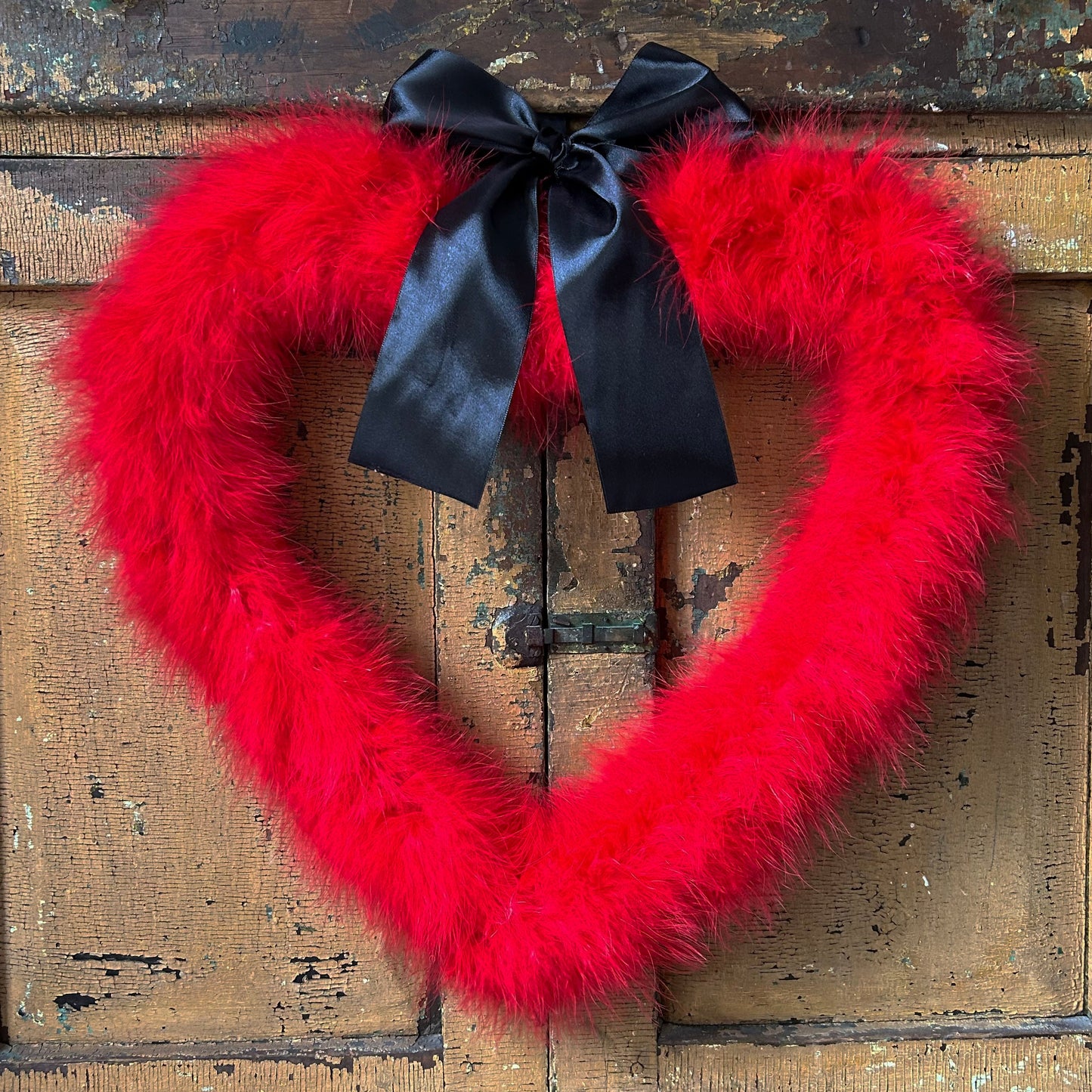 Decorative Red Heart Shaped Feather Wreath Wall Art - Feathers