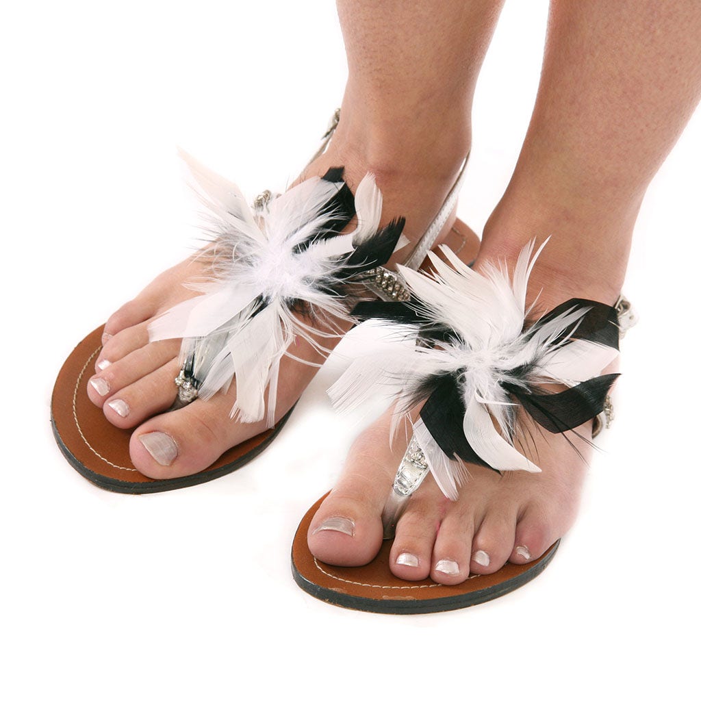 Feather Shoe Clip w/Chandelle - BL/SLV/W - Feathers