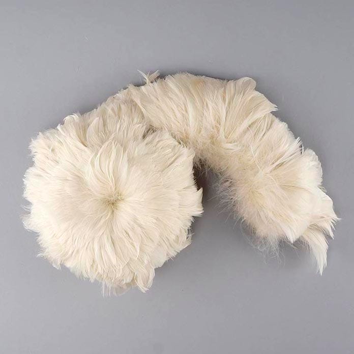 Goose Coquille Feathers Dyed Ivory