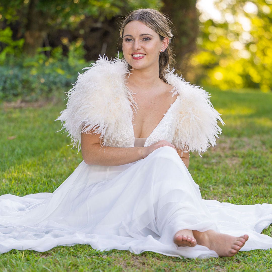 Large Ostrich Feather Bolero Shoulder Wrap / Coat-Ivory - Feathers