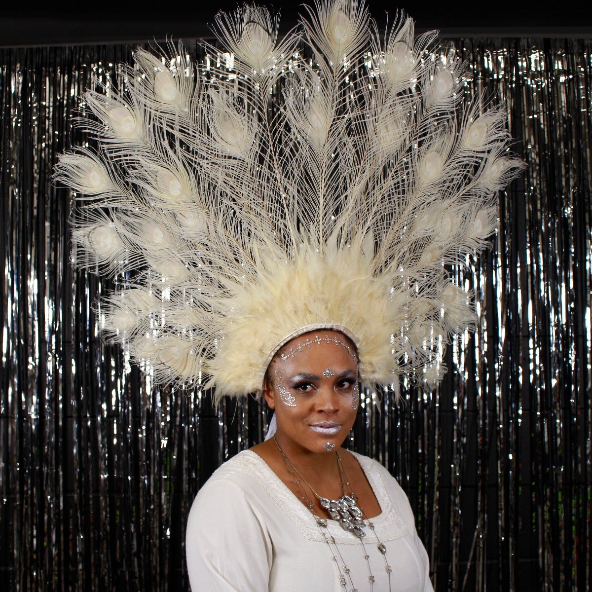 Majestic Peacock Collar - Ivory - Feathers