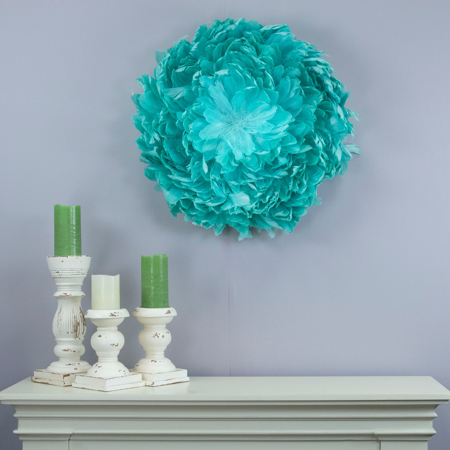 Juju Hat Nagoire Feather Wall Art 16 inch Wood Base   24-26 inch DIA --Mint
