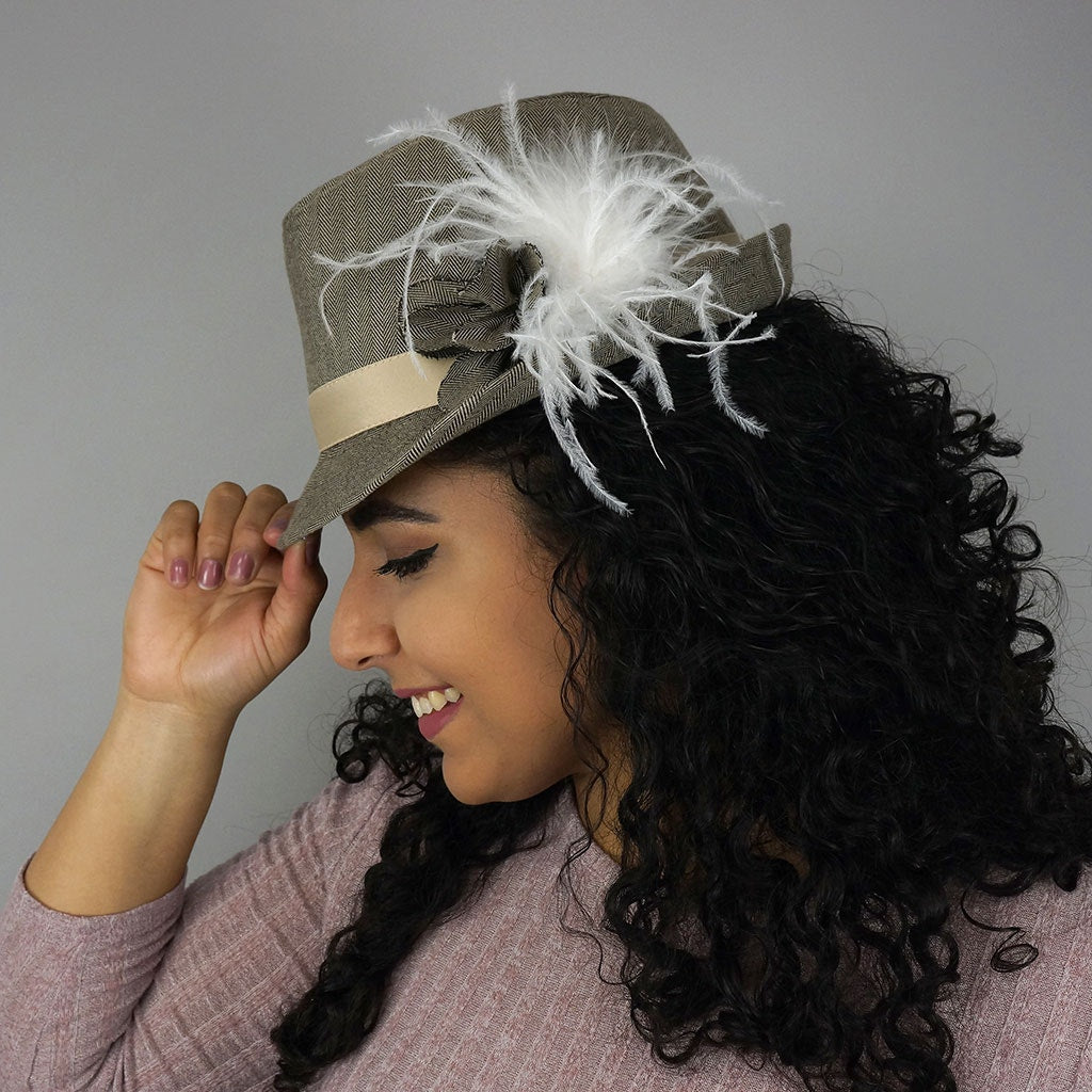 Ostrich Feather Clip-White - Feathers