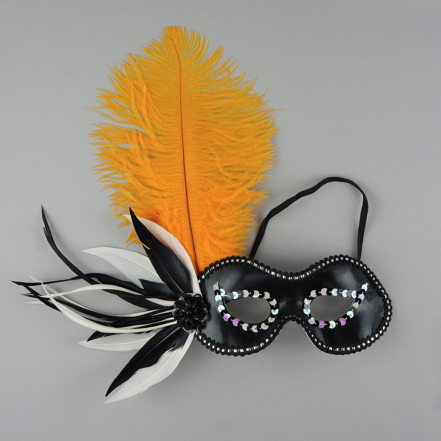 Ostrich Feathers 9-12’’ Drabs - Mango - Ostrich Feathers