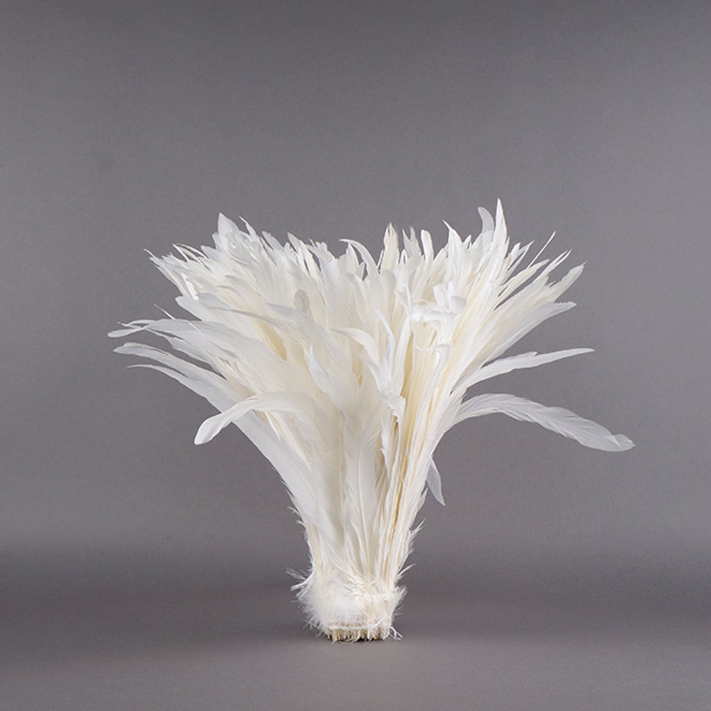 Rooster Coque Tails Feathers Bleached White 13-16’’ [1/4 LB Bulk] - Feathers