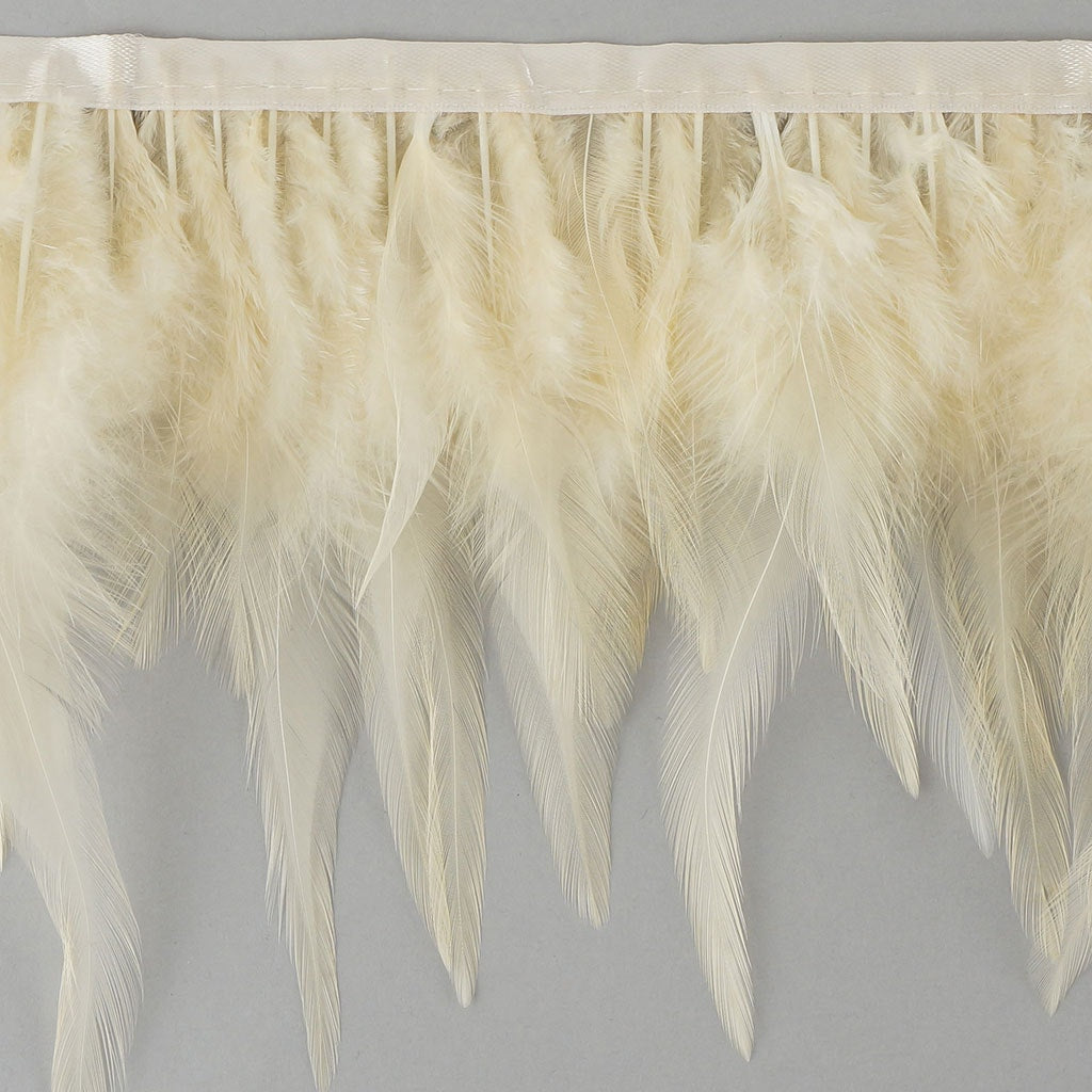 Saddle Fringe Dyed Ivory - Feathers