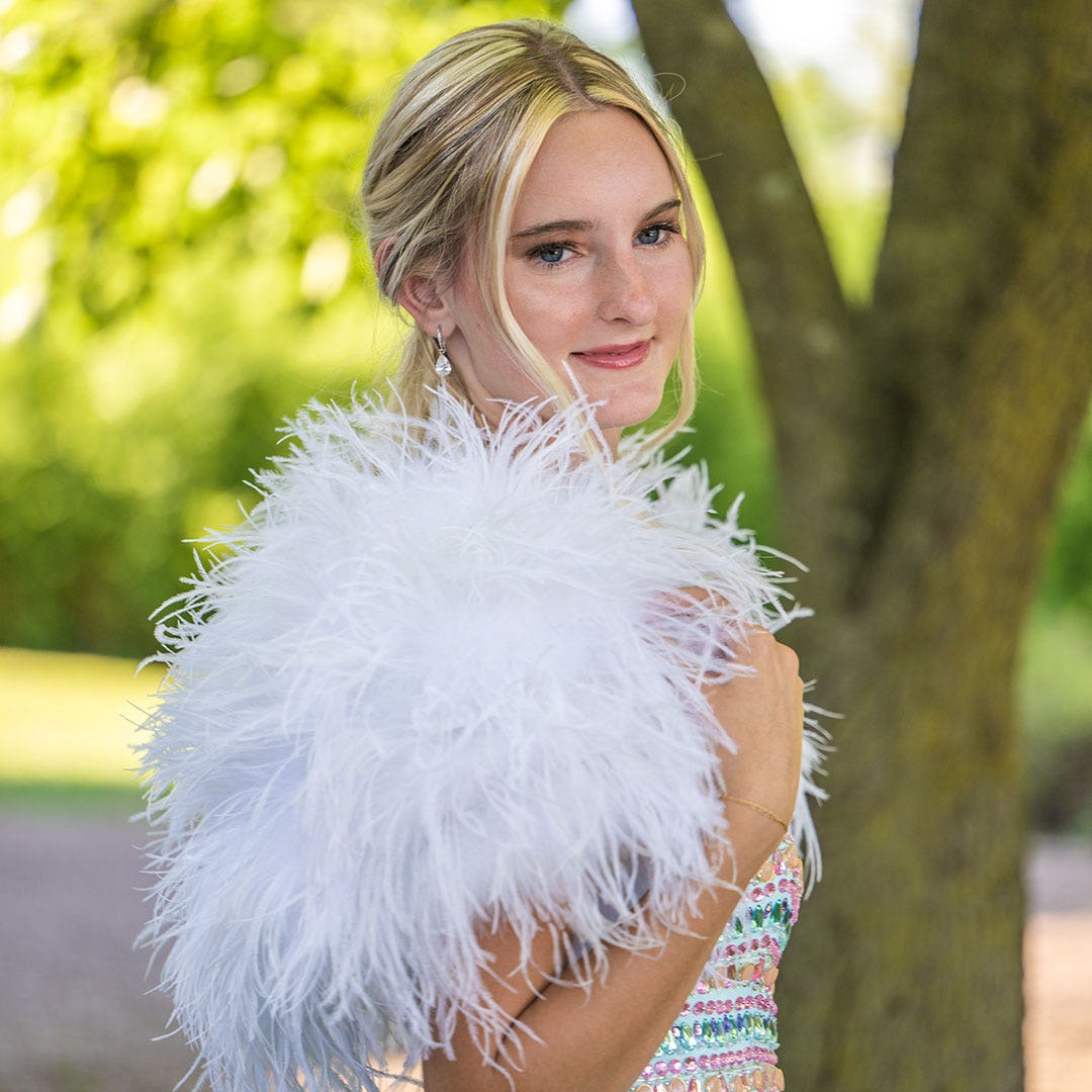Small Ostrich Bolero - Feather Shoulder Wrap - White - Feathers