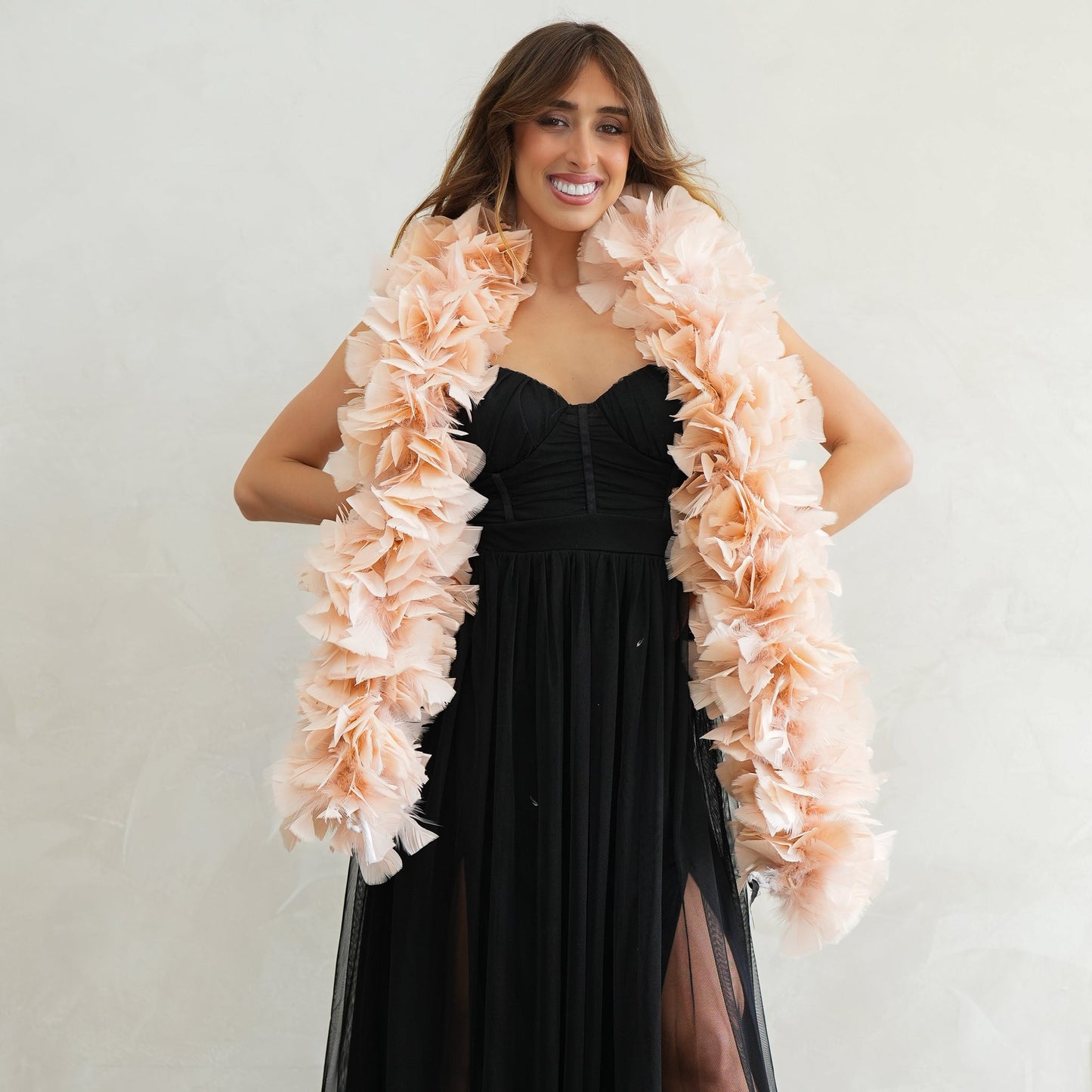 Turkey Feather Boa 6-8’’ - Champagne - Turkey Boa