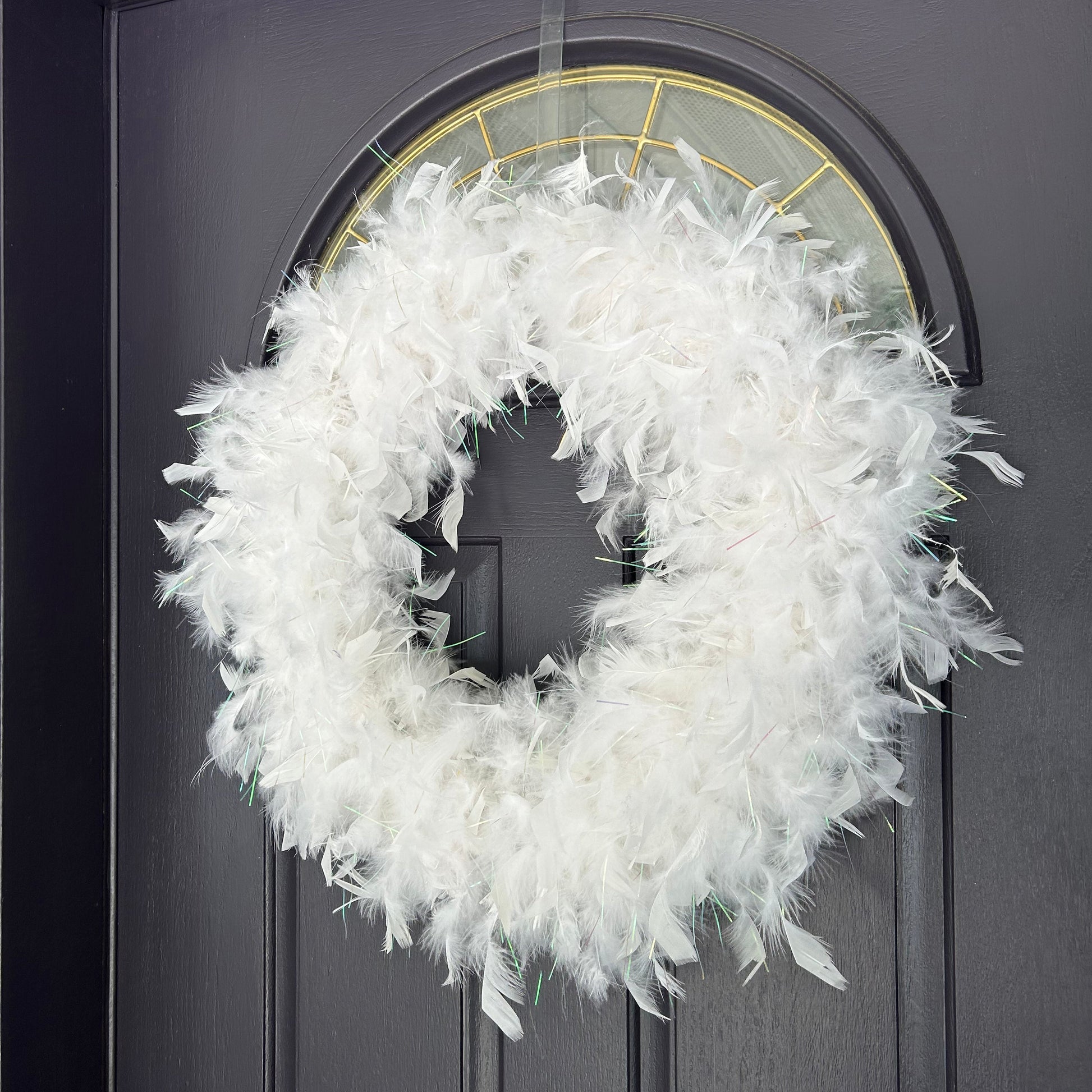 White Feather Wreath with Lurex - Chandelle Wreath