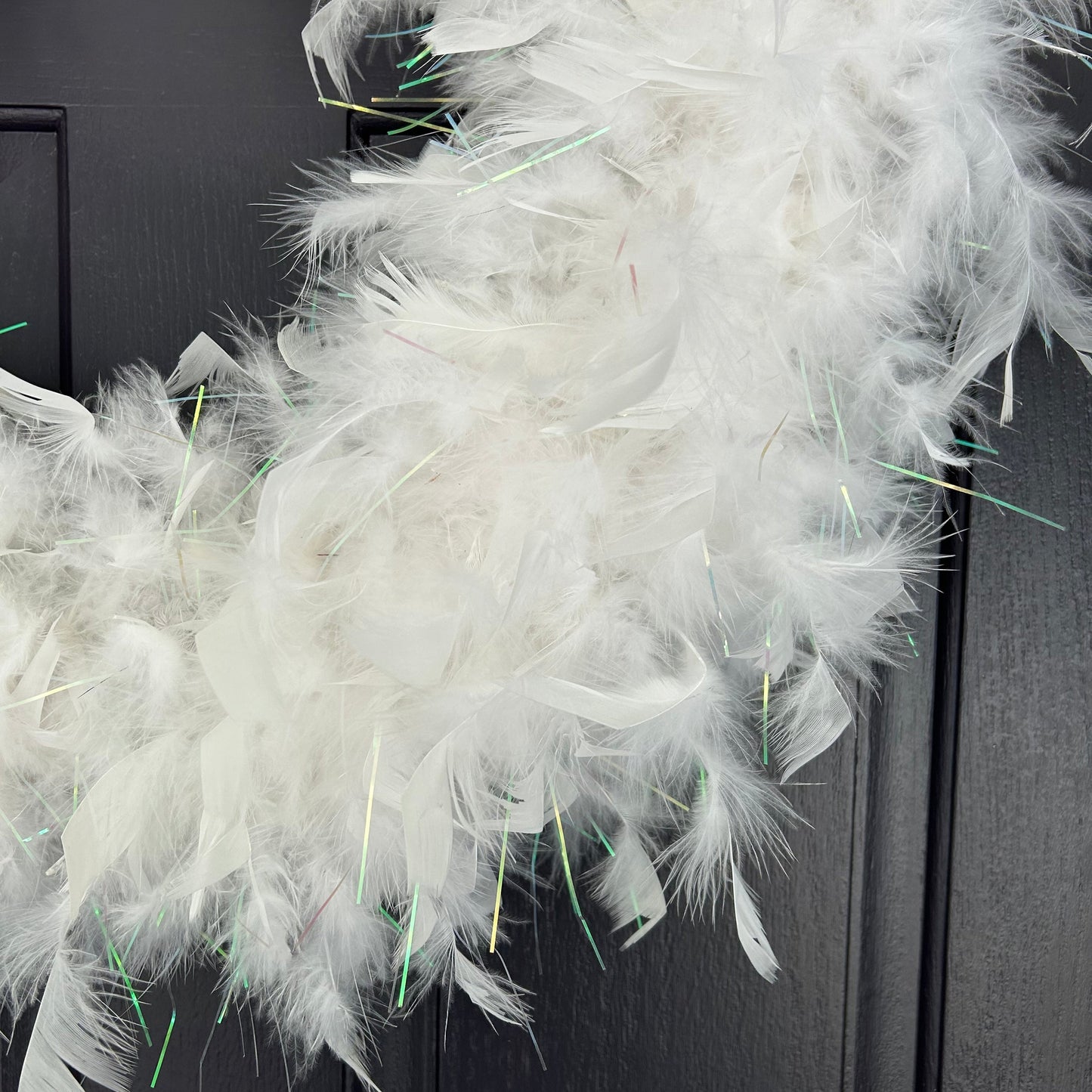 White Feather Wreath with Lurex - Chandelle Wreath