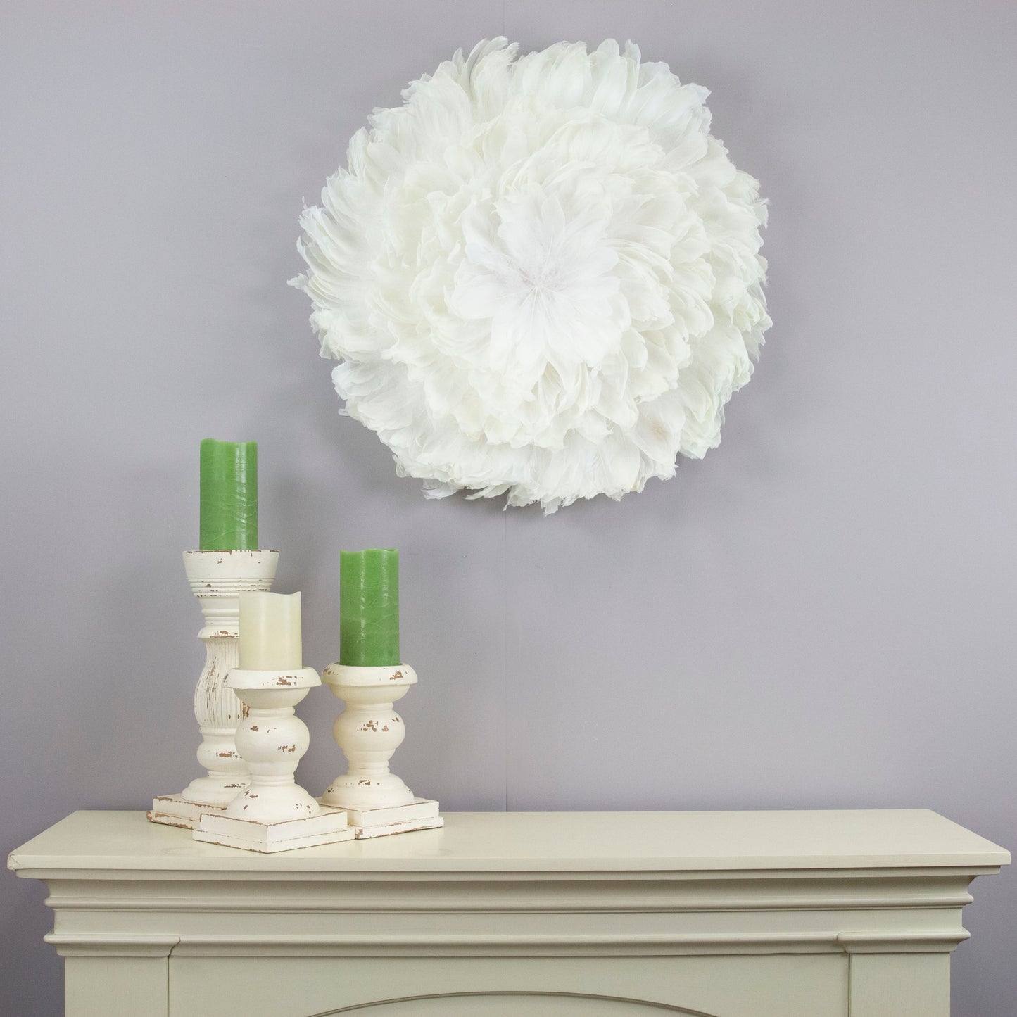 Juju Hat Nagoire Feather Wall Art 16 inch Wood Base   24-26 inch DIA --White
