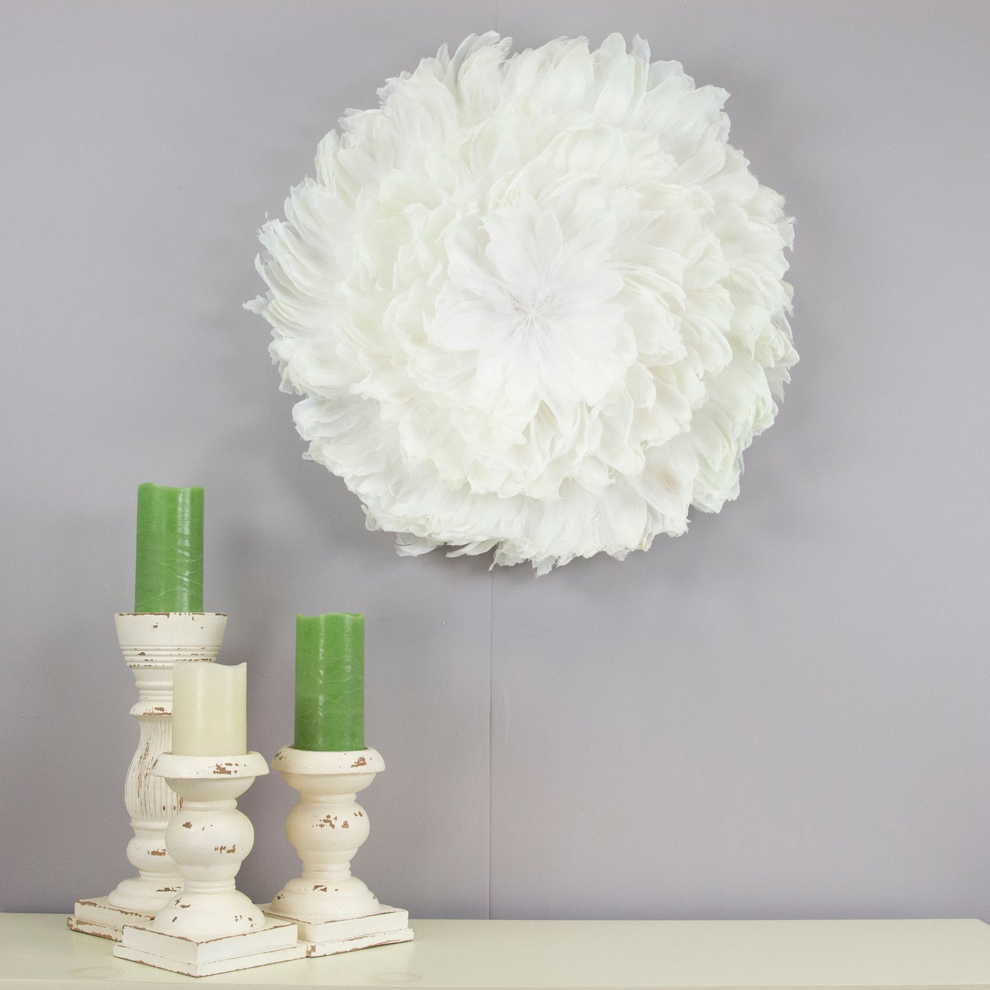 Juju Hat Nagoire Feather Wall Art 16 inch Wood Base   24-26 inch DIA --White