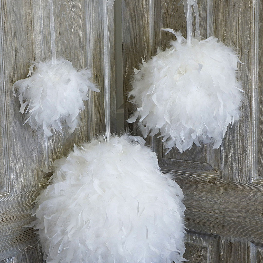 Zucker Feather Products Chandelle Feather Pom Pom, 12-Inch, Lime
